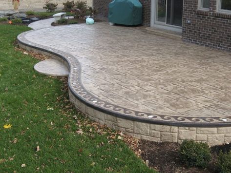 Concrete Patio Stencil, Concrete Patio With Border, Patio With Border, Deck Options, Pergola Patio Ideas Diy, Stamped Concrete Patio Designs, Poured Concrete Patio, Stamp Concrete, Concrete Stain Patio