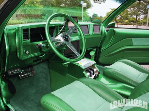 1986-Chevrolet-EL-Camino-interior... El Camino Car Custom, Lowrider Magazine, Custom Center Console, American Pickup Trucks, American Trucks, Custom Car Interior, Buick Electra, Rockford Fosgate, Crate Engines