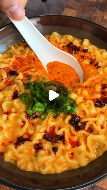 Vimarsh Patel | Easy 15 minute recipes: Ep 2. Buldak Carbonara ramen  Full Recipe: https://amateurprochef.com/  #homecooking #athomerecipe #chowmein... | Instagram Taco Ramen, Yummy Ramen Noodle Recipes, Easy Fast Ramen Recipes, Tomato Ramen, Quick Ramen, Buldak Carbonara Recipe, Ramen Carbonara Recipe, Ramen Noodle Add Ins, Buldok Ramen Recipe