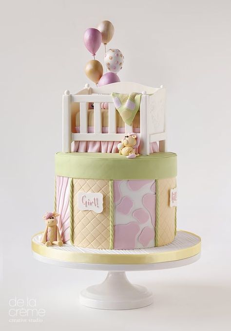 Little Crib Gender-Reveal Cake Super Torte, Baby Shower Sweets, Gender Reveal Cake, Baby Cakes, Novelty Cakes, Girl Cakes, Shower Cake, Fondant Cakes, Baby Cake