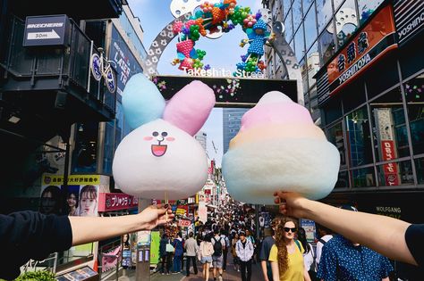 Eat your way through Tokyo's capital of cute: animal ice cream cones, dessert crepe, rainbow cotton candy and more Pastel 1st Birthday, Hachiko Statue, Cotton Candy Art, Tokyo Street Food, Cotton Candy Recipe, Popcorn Store, Cone Dessert, Japanese Food Traditional, Taco Rice