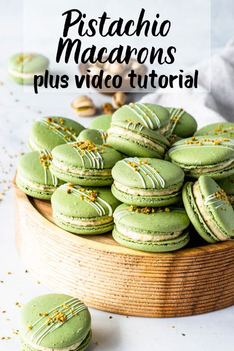 Macaron Recipe Pistachio, Pistachio Macaroons Recipe, Macarons Filling Ideas, Macaroons Pistachio, Pistachio Macaron Recipe, Pistachio Macaroons, Pistachio Macaron, Glutenfree Cookies, French Macaroon Recipes