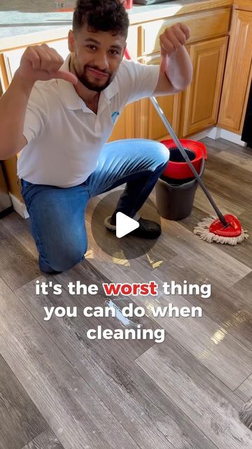 Edge Cleaning Service on Instagram: "Today I will show you how to clean your floors without using a bucket 😉👍🏼 #mop #instaclean #cleaninghacks" Cleaning Baseboards, Mopping Floors, Spin Mop, Cleaning Mops, Best Cleaning Products, Household Cleaning Tips, 10k Views, Cleaning Ideas, October 7