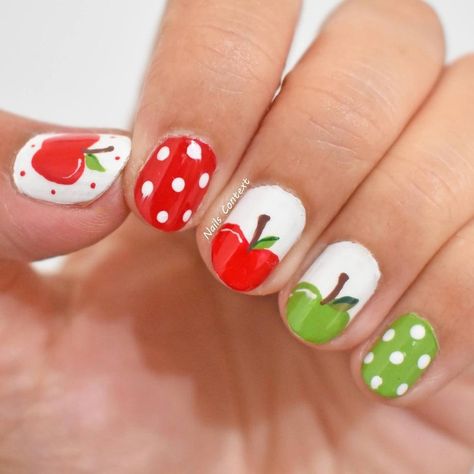 ✨ Nails Context ✨ Sony M on Instagram: “It's Apple season and this past weekend we went for Apple picking. { you would have seen it on my Instastories by now.} It was lot of fun…” Green Apple Nails, Apple Nails, Apple Season, Apple Picking, Green Apple, You Nailed It, Nail Designs, Nail Art, Nails