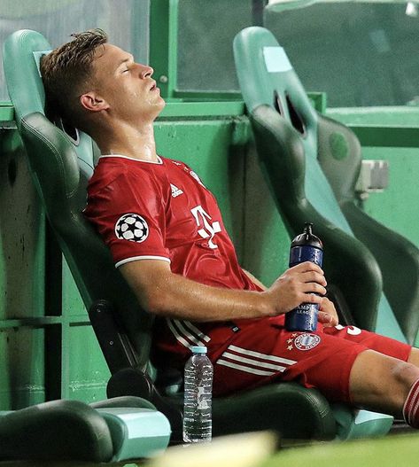 Joshua Kimmich, Dfb Team, Germany Football, Champions Of The World, Football Highlight, Fc Bayern Munich, Football Is Life, Toni Kroos, Best Club