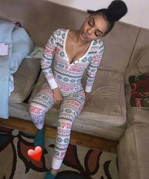 Follow: @Tropic_M for more✨❣️ Clothing Wardrobe, Mermaid Style Dress, Cute Pjs, Pink Pajamas, Chill Outfits, Cute Pajamas, Pink Victoria Secret, Mermaid Fashion, Baddie Outfits