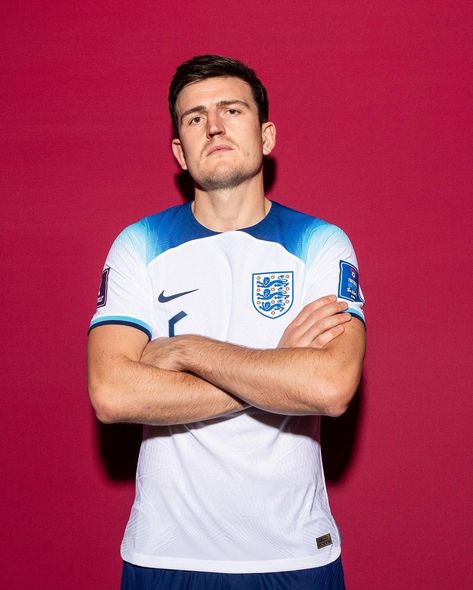 Football Manchester United, Soccer Pro, Ronaldo Goals, England National Football Team, Harry Maguire, Cristiano Ronaldo Video, Football Players Images, Ronaldo Videos, Logo Design Art