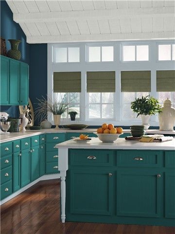 Look at the paint color combination I created with Benjamin Moore. Via @benjamin_moore. Wall: Gentleman's Gray 2062-20; Trim: Pike's Peak Gray 2127-50; Ceiling: Silver Chain 1472; Cabinet: Deep Sea Green 735. Benjamin Moore Cabinets, Kitchen Cupboard Colours, Small Dining Room Table, Turquoise Kitchen, Teal Kitchen, Smitten Kitchen, Popular Kitchens, Personal Color, Grey Kitchen Cabinets