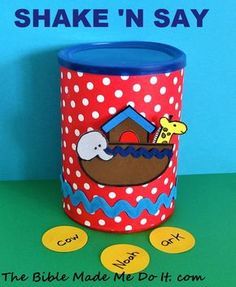 Noah's Ark Game, Noahs Ark Activities, Ark Game, Childrens Ministry Christmas, Noahs Ark Craft, Jesus Story, Ark Craft, Toddler Sunday School, Story Bible