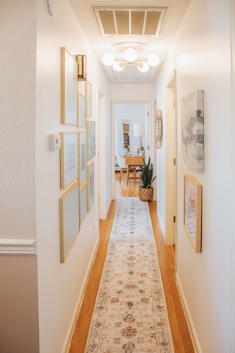 Renter-Friendly Hallway Makeover Hacks - Dream Green DIY White Corridor Ideas, Uni Room Ideas Uk, Uni Room Ideas, Stylish Living Room Ideas, Lime Green Walls, White Hallway, Hallway Makeover, Aesthetic Interior Design, Small Hallway Ideas