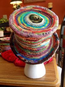 Fiddlesticks - My crochet and knitting ramblings.: Crochet Mojo Crochet Novelty Hats, Crochet Top Hat Free Pattern, Crochet Top Hat, Funky Hats, Hippie Crochet, Crochet Knit Hat, Crazy Hats, Crochet And Knitting, Crochet Hats Free Pattern