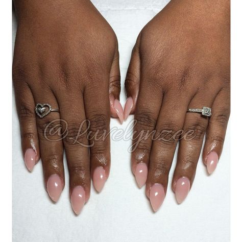 Acrylic Nails Natural Color, Nails Natural Color, Natural Color Nails, Acrylic Nails Natural, Neutral Nail Art, Nude Acrylic Nails, Acrylic Nails Almond Shape, American Nails, Remove Acrylic Nails