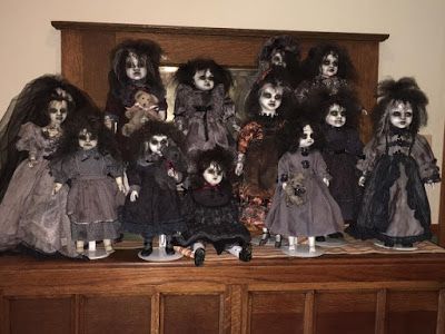 How I Create Gothic Girls & Zombie Babies from Repurposed Porcelain and Baby Dolls Diy Zombie Dolls, Pencil For Drawing, Broken Porcelain, Creepy Doll Halloween, Paint Shoes, Random Lines, Creepy Baby Dolls, Ghost Crafts, Gothic Baby