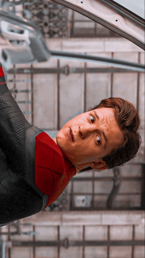 Spier Man, Marvel Infinity Stones, Superhero Facts, Tom Holland Imagines, Tom Holland Peter Parker, Best Superhero, Tom Holland Spiderman, Marvel Posters, Superhero Wallpaper