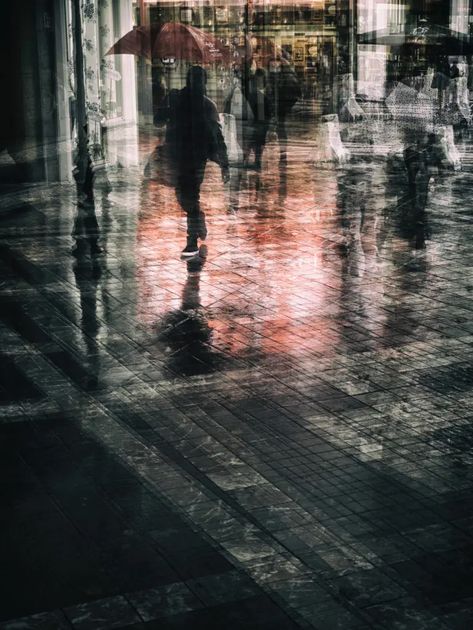 Multiple Exposure Photography, Art Umbrella, Collagraph Printmaking, Photography Ideas At Home, Contemporary Art Photography, Pinhole Camera, Study Photography, Multiple Exposure, Exposure Photography