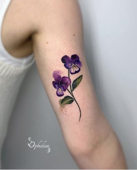 Pansy Tattoo, Violet Flower Tattoos, Violet Tattoo, Watercolor Tattoo Flower, Violet Flower, Flower Tattoos, Pansies, Body Art Tattoos, Colorful Art