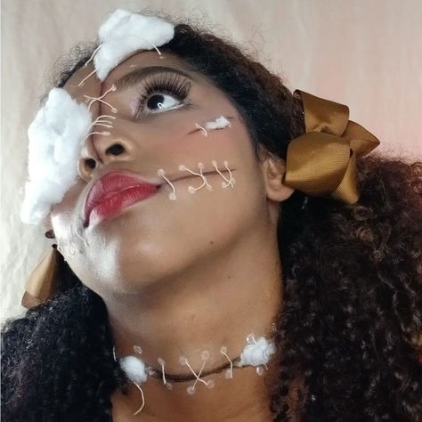 👧✨️ #dollmakeup #halloweenmakeuplook #doll #muñeca #muñecarota Voodoo Doll Makeup Tutorial, Voodoo Doll Costume Makeup, Rag Doll Makeup, Vodoo Doll Costume, Doll Costume Makeup, Stitched Doll Makeup, Scary Rag Doll Makeup, Voodoo Doll Makeup, Halloween Makeup Look