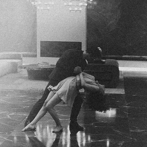 Couple Dancing Aesthetic, Dancing Aesthetic, Future Love, Pinturas Disney, Couple Dancing, Old Love, Dancing In The Rain, This Is Love, Couple Aesthetic