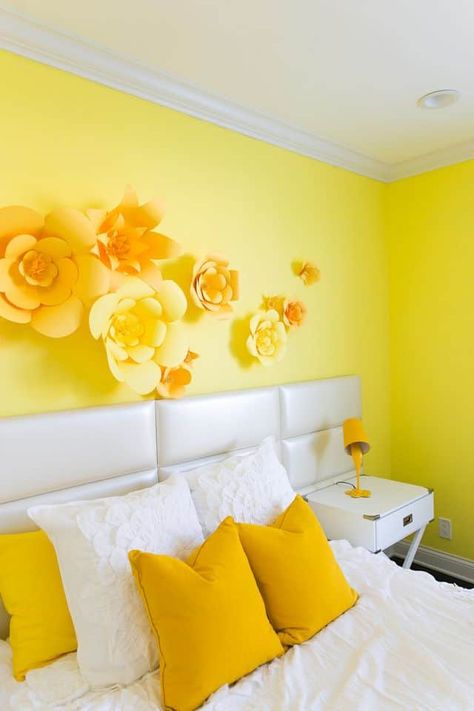 15 Happy, Yellow Bedrooms That Will Inspire You Yellow Room Decor, Adelaine Morin, Yellow Bedroom Decor, Yellow Room, Yellow Bedroom, Aesthetic Rooms, Trendy Bedroom, Yellow Walls, Simple Bedroom