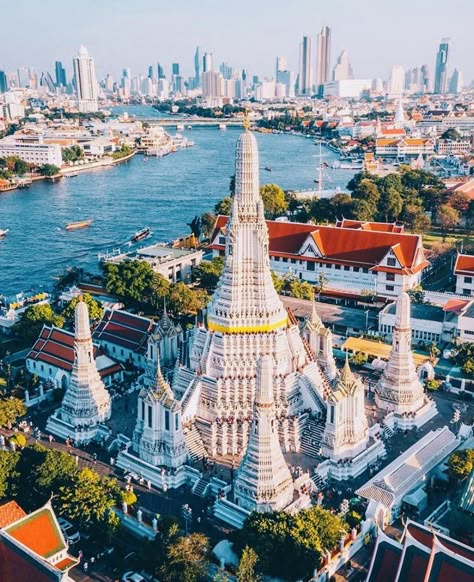 Bangkok Thailand. #city #cities #buildings #photography Thailand Beautiful Places, Thailand Bangkok City, Bangkok Thailand Photography, Thailand Travel Clothes, Thailand Travel Photography, Thailand Architecture, Bangkok Photography, Thailand City, Thailand Travel Destinations