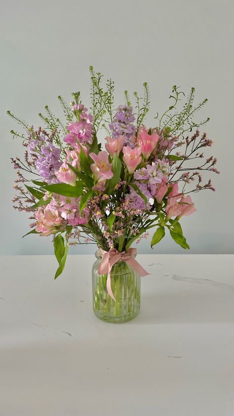 Graduation Flowers Bouquet, Alstroemeria Bouquet, Graduation Flowers, Bloom And Wild, Spring Flower Arrangements, Pastel Bouquet, Boquette Flowers, Flower Vase Arrangements, Wildflower Bouquet