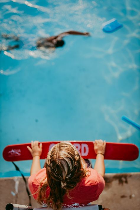 Lifeguard Aesthetic Pool, Summer Goals List, Camp America, Swim Instructor, Life Guard, Water Rescue, Pool Life, Swim Life, Camping Aesthetic