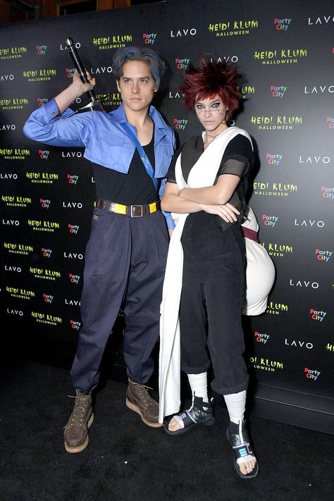 Dylan Sprouse and Barbara Palvin as Future Trunks and Gaara Celebrity Couple Costumes, Hungarian Girl, Original Halloween Costumes, Office Halloween Costumes, Blonde Halloween Costume, Blonde Halloween Costumes, Iconic Halloween Costumes, Funny Couple Costumes, Unique Couple Halloween Costumes