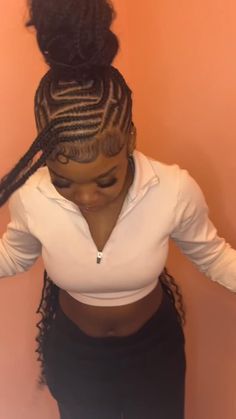 Step-by-Step Guide: Cute Black Girl Hairstyles That Are Cute and Trendy 2024 - Fashion Tips Tricks Cute Black Girls Hairstyles, Older Hair, Black Hair Salons, Hair Styles Easy, Hair Mistakes, Curly Hair Styles Easy, White Woman, Hairstyles Ideas, Black Girls Hairstyles