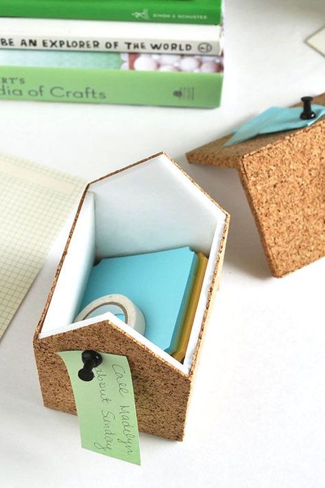 DIY Cork Storage Boxes - Sugar & Cloth - Home Decor - Houston Blogger Cork Storage, Cork Box, Diy Cork, Desk Organization Diy, Diy Storage Boxes, Cork Diy, Diy Desk, Cork Board, Cool Diy Projects