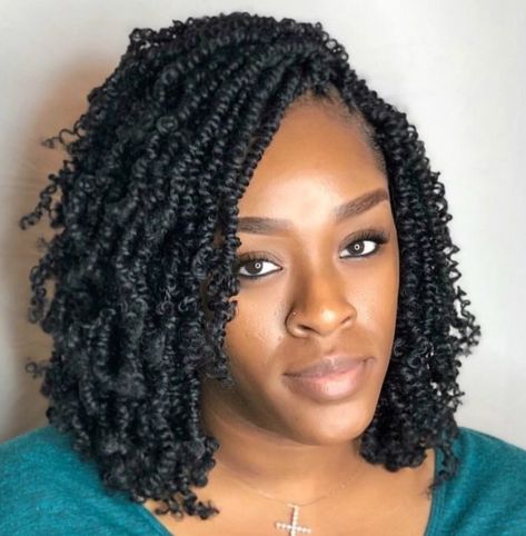 Bob Spring Twist Braids, Spring Twist Bob Hairstyles, Bob Spring Twist, Crochet Braid Hair, Spring Twist Hair, High Fashion Hair, Crochet Hairstyles, Spring Crochet, Passion Twists