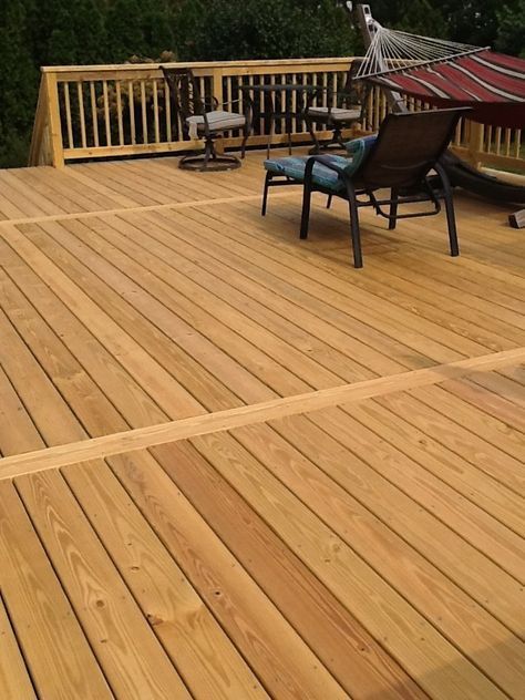 Decks.com. Treated wood in Hamilton - I like the pattern, vs. straight boards. Wooden Deck Designs, Treated Wood Deck, Deck Patterns, Deck Building Plans, Wood Decking, Porch Design Ideas, Deck Layout, Low Deck, Pvc Decking