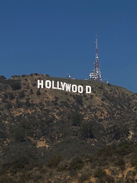 Hollywood Sign Aesthetic, Hollywood Sign Pictures, America Core, Jenner California, Hollywood Sign Hike, Gma News, Usa Life, Hollywood Dream, Hollywood Aesthetic