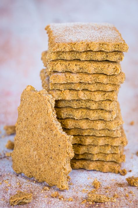 Cinnamon-Flavored Sorghum Crackers (Gluten-Free) - Creative in My Kitchen Sorghum Flour Biscuits, Sorghum Flour Recipes, Sorghum Cookies, Sorghum Recipes, Butter Spritz Cookies, Bread Crackers, Gluten Free Flatbread, Sweet Potato Waffles, Sweet Potato Muffins