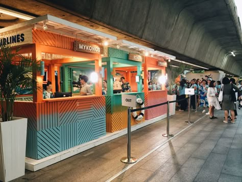 The EM District World’s Pop-up Beach at Phrom Phong Food Court Design, Food Stall Design, Gerobak Dorong, Pop Up Cafe, Container Cafe, Food Kiosk, Food Park, Pop Up Restaurant, Mall Design