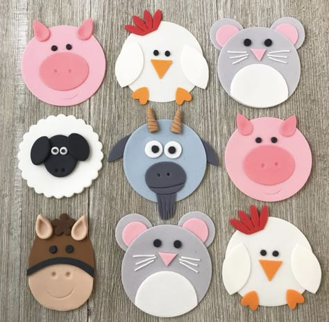 Easy Fondant Cupcake Toppers, Animal Cupcakes Easy, Animal Fondant, Kids Clay Projects, Easy Cupcakes Decoration, Farm Animal Cupcakes, Learn Cake Decorating, Fondant Cake Designs, Egg Craft