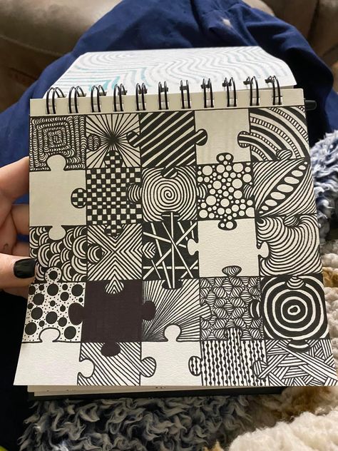 Easy Full Page Doodles, Black Drawing Ideas, Ideas Para Decorar, Black Background White Drawing, Block Art Ideas, Black Pen Mandala Art Easy, Black And White Pen Art Doodles Line Drawings, Art Doodle Ideas, God Zentangle Art