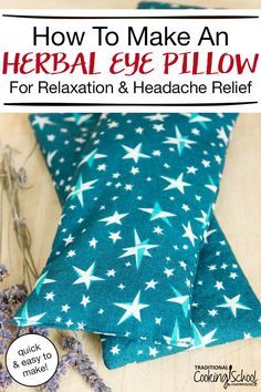 Herbs For Headaches, Benefits Of Herbs, Joululahjat Diy, Homemade Christmas Gift, Aromatherapy Benefits, Eye Pillow, Headache Relief, Tired Eyes, Eye Pillows