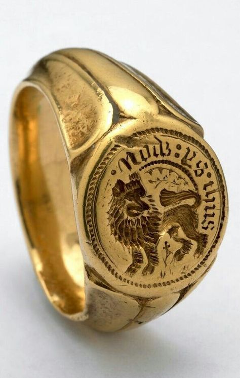 Anne Neville, Ancient Jewellery, Ring Man, A Seal, Medieval Jewelry, Gold Signet Ring, Coin Ring, Ancient Jewelry, Mirror Image