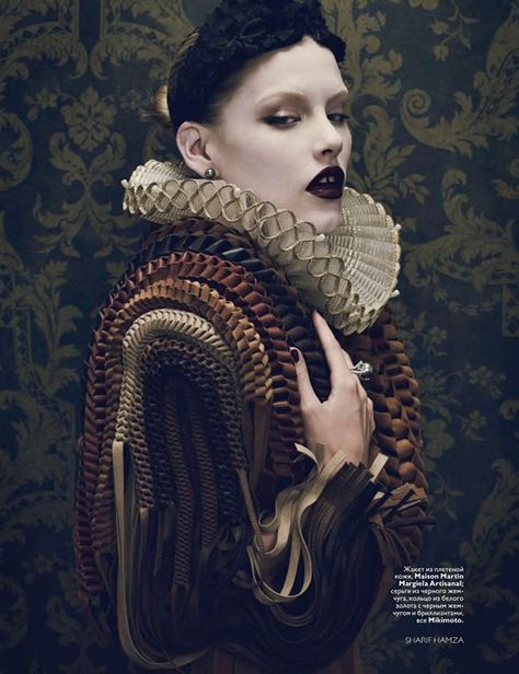 Russian Vogue  Sharif Hamza (photographer)  The Alternative Fashion Blog: The Ruff in Modern Couture. Elizabethan Ruff, Elizabethan Fashion, Pierrot Clown, Ashley Smith, Lady Macbeth, Ellen Von Unwerth, Terry Richardson, Annie Leibovitz, Vogue Russia