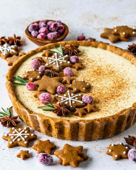 Eggnog Gingerbread Cheesecake, Cookie Crust Pie, Fancy Christmas Desserts, Eggnog Treats, Gingerbread Crust, Pies And Tacos, Eggnog Pie, Eggnog Dessert, Eggnog Recipes