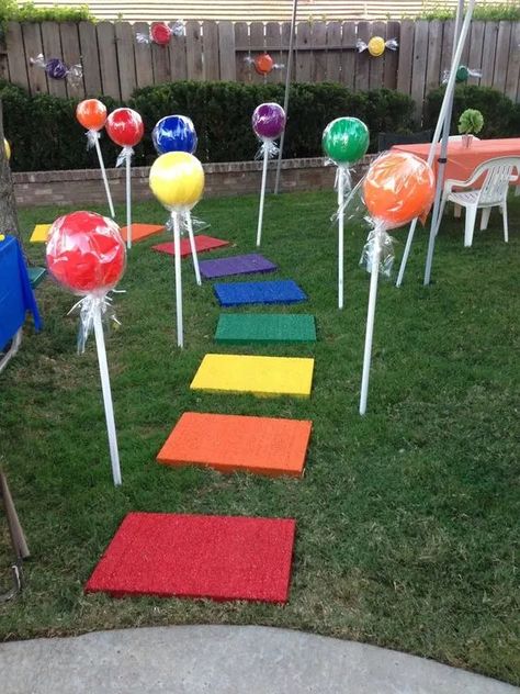 Candy Theme Birthday Party, Candy Themed Party, Candy Land Birthday Party, Lawn Decorations, Candy Birthday Party, Outdoor Play Area, Candyland Birthday, Candyland Party, Christmas Float