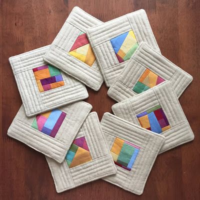 Quilt Coasters, Small Quilt Projects, Quilting Math, Coaster Ideas, Quilted Coasters, Mug Rug Patterns, Rug Patterns, Scrap Fabric Projects, Sew Simple