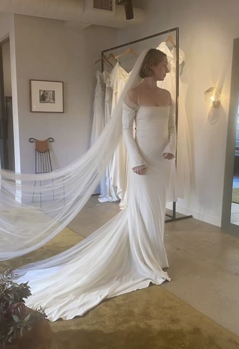 danielle frankel fw 22 Leona Danielle Frankel, Danielle Frankel Leona, Daniel Frankel Bridal, Daniel Frankel, Danielle Frankel, Tuxedo Dress, Wedding Vibes, Dress Inspo, Wedding Mood