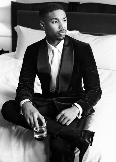 Yes please! Michael B. Jordan will be on big screens this weekend in #F4 and this Fall in #Apollo Michael Bakari Jordan, A Man In A Suit, Man In A Suit, Michael B Jordan, Ex Machina, Black Man, Well Dressed Men, Black Boys, White Photo