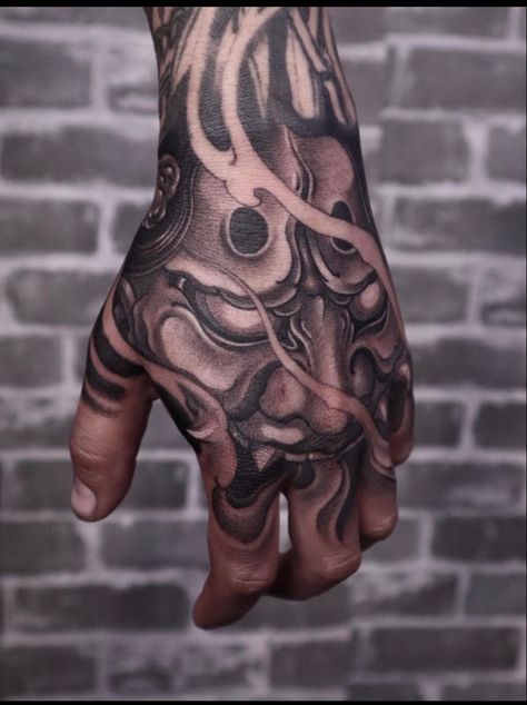 Asian Hand Tattoos For Guys, Gang Tattoos Men, Black And Grey Hand Tattoos For Men, Hanya Hand Tattoo, Hand Tattoos Japanese Design, Super Detailed Tattoos, Shadow Hand Tattoo, Hanya Mask Hand Tattoo, Hannya Mask Hand Tattoo