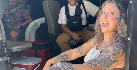 'American Pickers' Danielle Colby Goes Nude In Sultry Snap Danielle Colby, American Pickers, Katharine Mcphee, Reality Tv Stars, Inspirational Humor, Great Body, Beautiful Curves, Colby, Kourtney Kardashian