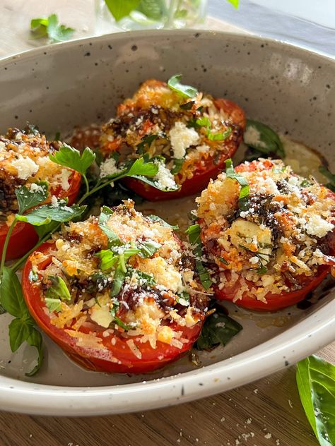 STUFFED ROMA TOMATOES Roma Tomatoes Recipes, Roma Tomato Recipes, Veg Meals, Tomatoes Recipes, Flexitarian Recipes, Roma Tomato, Tomato Dishes, Honey Salmon, Garlic Salmon