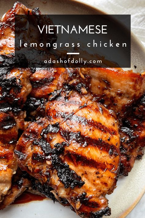 Vietnamese Lemongrass Chicken (Paleo & Gluten Free Options) - a dash of dolly Lemongrass Chicken Vietnamese, Vietnamese Lemongrass Chicken, Lemon Grass Chicken, Lemongrass Recipes, Lemongrass Chicken, Ginger Chicken, Yummy Chicken Recipes, Beef And Noodles, Noodle Bowls