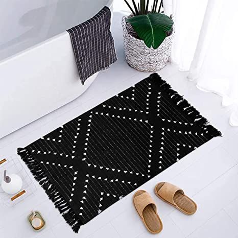 LIVEBOX Boho Bathroom Rug 2' x 3' Washable Small Black Area Rug Moroccan Kitchen Cotton Woven Throw Rug with Tassel for Hallway Bedroom Laundry Entryway Black And White Bathroom Rug, Boho Bathroom Rug, White Bathroom Rug, Boho Style Bathroom, Black And White Bathroom, Boho Bathroom, Boho Area Rug, Cotton Area Rug, Living Room Area Rugs