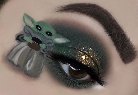 BABY YODA! 💚💫 ALL PRODUCTS USED BELOW ⬇️ . . . . . @tartecosmetics Shape Tape Concealer in Fair Neutral @urbandecaycosmetics Primer Potion… Jedi Design, Princess Leia Costume Diy, Star Wars Girl, Star Wars Logos, Star Wars Makeup, Princess Leia Hair, Princess Leia Costume, Themed Makeup, Yoda Art